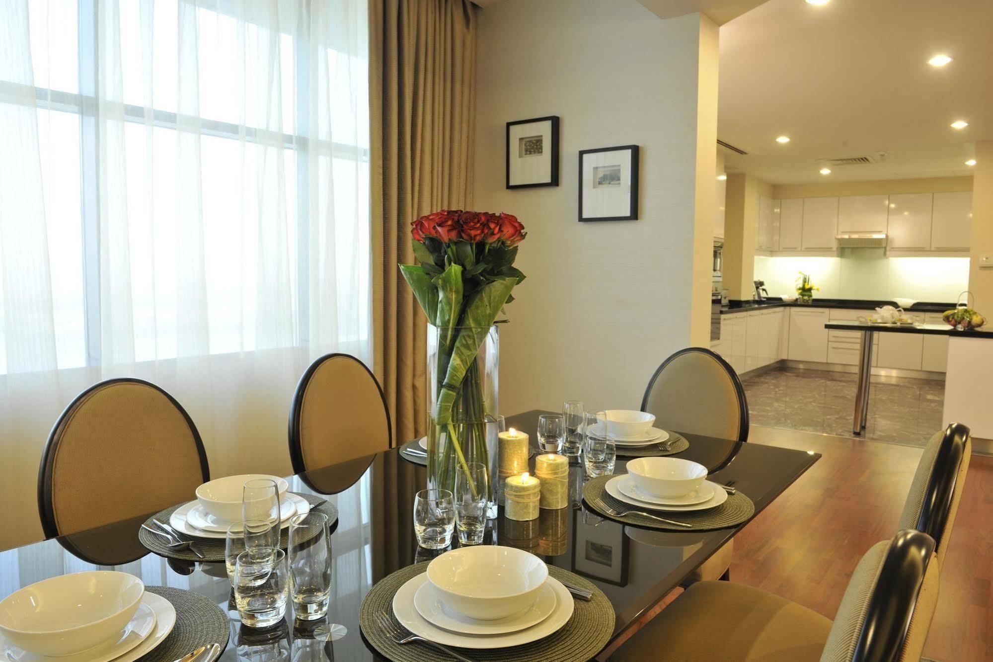 Fraser Seef Bahrain Aparthotel 5*
